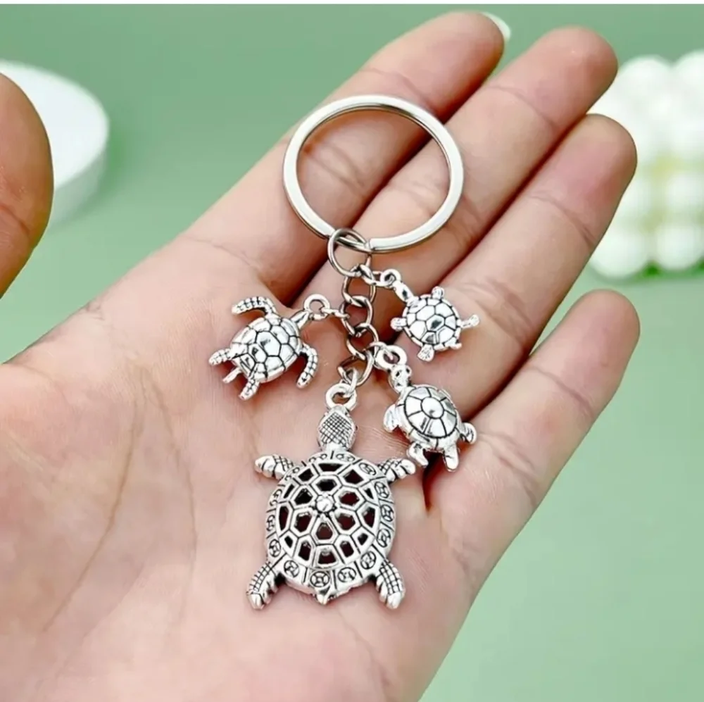 Intricately designed Sea Turtle Pendant Keychain